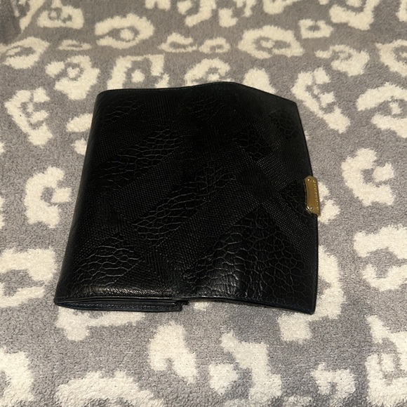 Vintage Burberry Wallet 😍 Used in Good Condition 😍 - Picture 10 of 17
